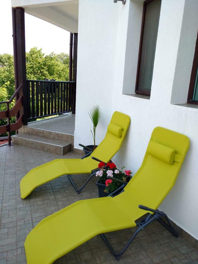 Apartments In Golden Sands Park Near The Sea Varna Exterior photo